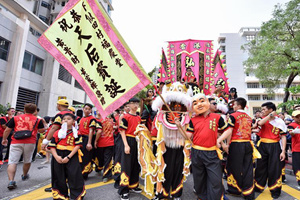 香港賀天后誕花炮會景巡游